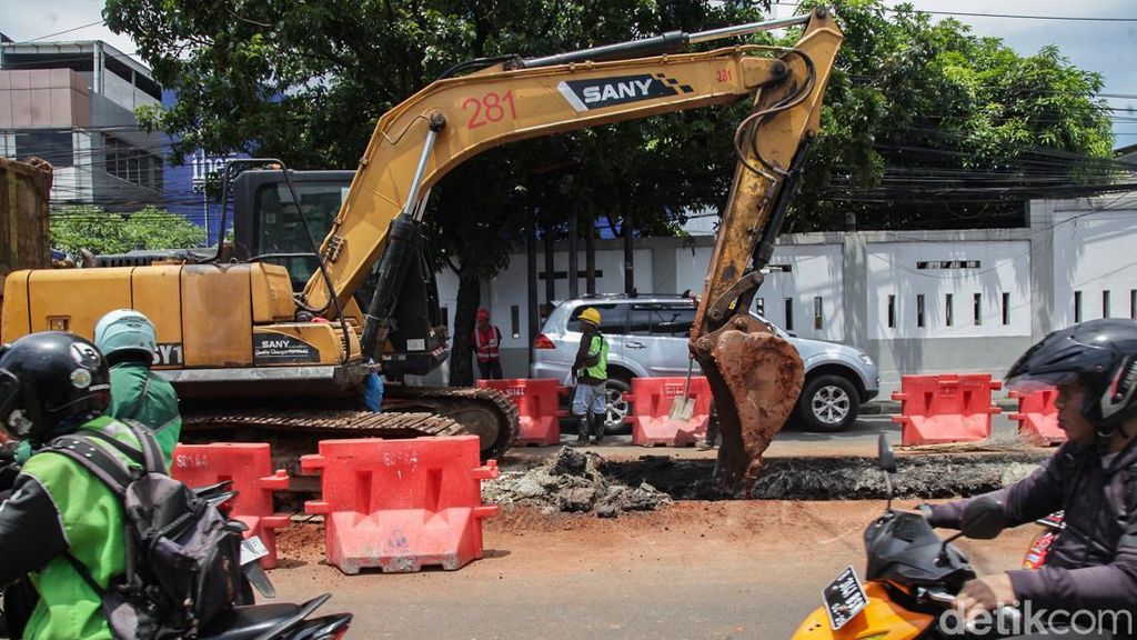 Tambah Lagi Proyek Galian di Jakarta, Kini di Pondok Pinang Tambah Lagi Proyek Galian di Jakarta, Kini di Pondok Pinang