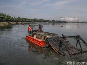 Waduk Cincin Dibersihkan, Antisipasi Banjir di Musim Hujan