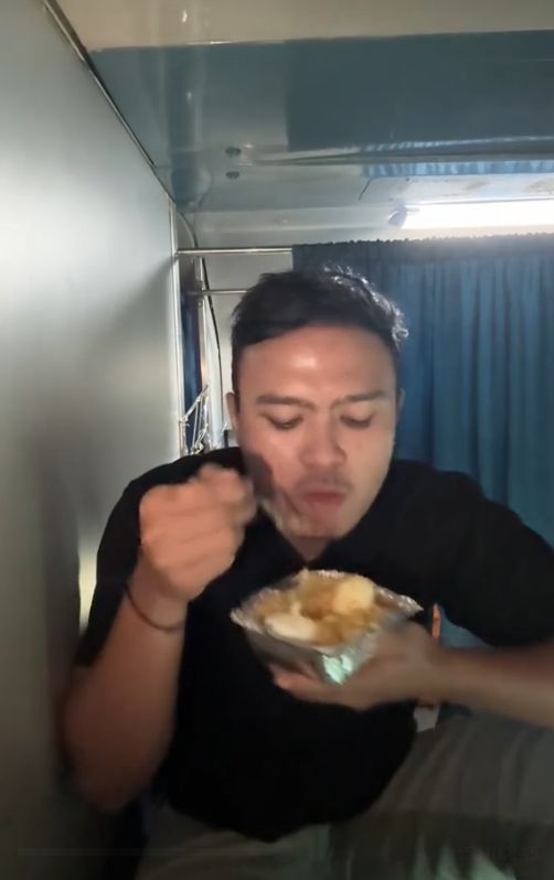 Aa Juju kulineran di India