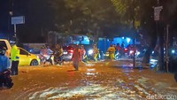Banjir Landa 6 Kecamatan di Kabupaten Bandung Malam Ini Banjir Landa 6 Kecamatan di Kabupaten Bandung Malam Ini