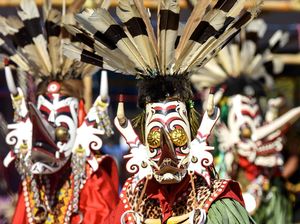 Filosofi Topeng Hudoq dalam Perayaan Panen Orang Dayak