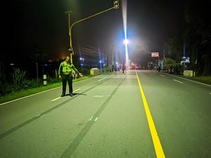 Pemotor Asal Panjatan Tewas Tertabrak Innova di Wates Kulon Progo