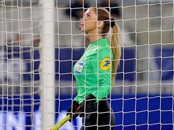 Kisah Wasit Wanita yang Kesal Dicap Terlalu Mencolok