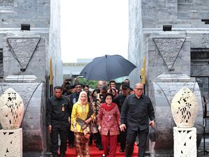 Megawati Ziarah ke Makam Bung Karno di Momen Peringatan 70 Tahun KAA