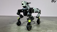 Unik! Suzuki Punya Kendaraan Robot Mirip Hewan yang Bisa Ditunggangi Unik! Suzuki Punya Kendaraan Robot Mirip Hewan yang Bisa Ditunggangi