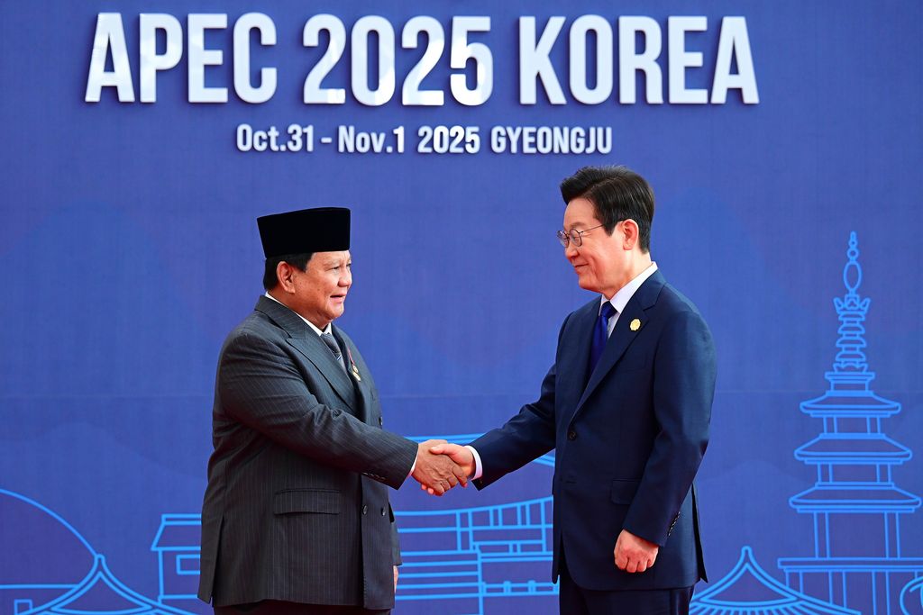 Presiden Republik Indonesia Prabowo Subianto menghadiri Konferensi Tingkat Tinggi (KTT) Kerja Sama Ekonomi Asia-Pasifik (APEC) 2025, yang berlangsung di Hwabaek International Convention Centre (HICO), Gyeongju, Republik Korea, pada Jumat (31/10). (Dok. Biro Pers Sekretariat Presiden/Muchlis Jr)