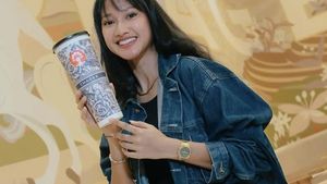 Seru! Claresta Taufan, Pemain Film Pangku Kulineran di Korea dan Bali