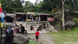 Potret Kesejukan Desa Wisata Cibuntu Kuningan