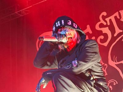 HYDE Geber Jakarta! Ngomongin Rendang sampai Bawa Pistol Mainan di Tribun