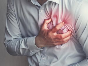 Hati-hati Jika Mengalami Sakit Dada Seperti Ini, Bisa Jadi Tanda Penyakit Jantung