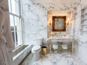 Tampilan Baru Kamar Mandi Lincoln di Gedung Putih, Mewah ala Donald Trump!