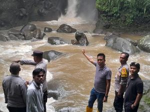 Pelajar SMA di Lombok Utara Hilang Diterjang Air Bah