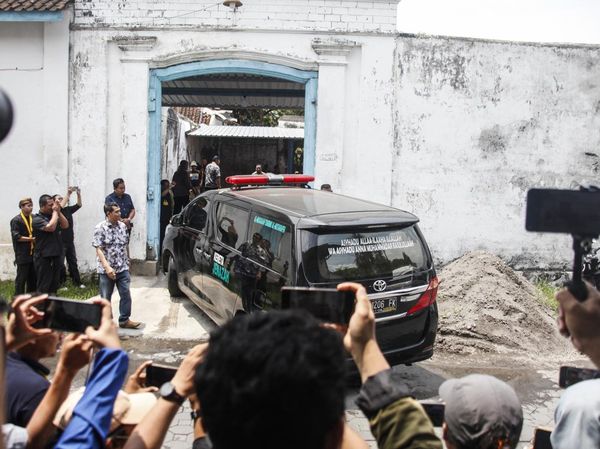 Raja Keraton Surakarta PB XIII Wafat, Jenazah Akan Dimakamkan di Imogiri