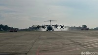 Pesawat Baru TNI AU Airbus A400M Mendarat di Halim Perdanakusuma