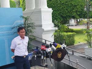 Bos KAI Merapat ke Istana, Bahas Restrukturisasi Utang Kereta Cepat?