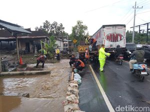 Gorong-gorong Tersumbat, Jalan Denpasar-Gilimanuk Macet Parah gegara Banjir