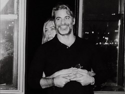 Resmi! Jennifer Aniston Pamer Pacar Baru, Berprofesi sebagai Ahli Hipnotis