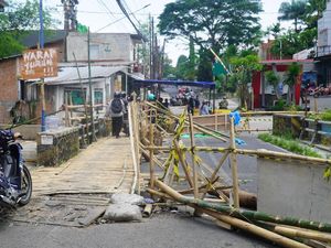 Pemkot Malang Bangun Jembatan Bailey Gantikan Sonokembang yang Ambruk