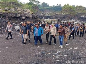 Tambang Ilegal di Lereng Merapi Rusak Lahan 312 Hektare
