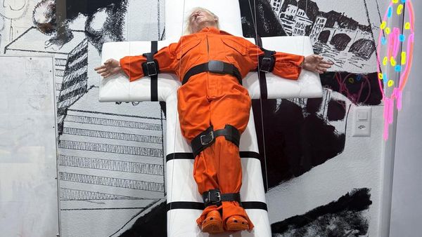 Patung Donald Trump Disalib Picu Kontroversi di Swiss