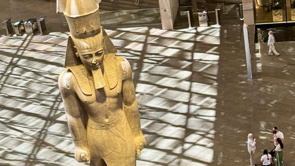 Patung Kolosal Ramses II Jadi Ikon Baru Museum Agung Mesir