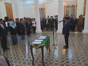 Andra Soni Lantik 23 Pejabat Pemprov Banten, Ingatkan Jangan Tunda Pekerjaan