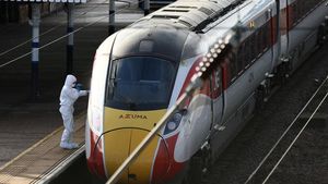 Suasana Mencekam di Stasiun Inggris Pascapenikaman Massal