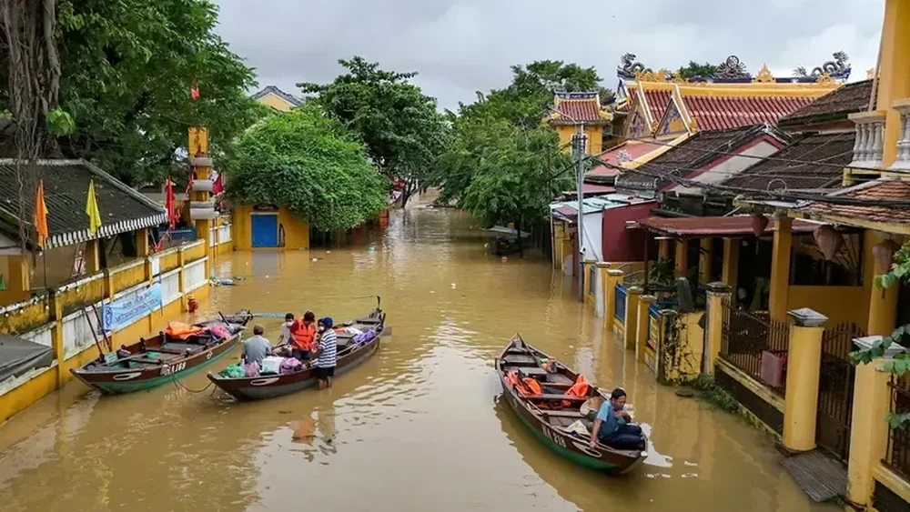 Vietnam Diterjang Banjir Maut Puluhan Nyawa Melayang Badai Dahsyat Mengintai