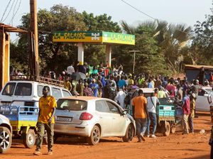 Blokade Pemberontak Picu Kelangkaan BBM di Mali