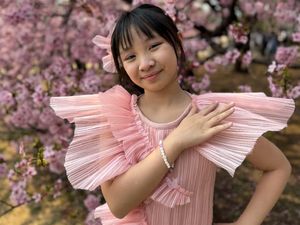 Etenia Croft Rilis Lagu Aku Bahagia, Syuting Klip di Jepang