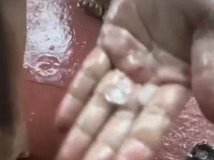 Heboh Hujan Es Guyur Bojonegoro, Warga Berhamburan Keluar