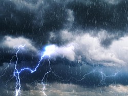 BMKG Ingatkan Daerah NTT Ini Berpotensi Dilanda Hujan Petir-Puting Beliung