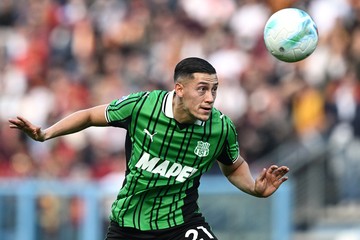 Jay Idzes Perkasa saat Sassuolo Bungkam Como