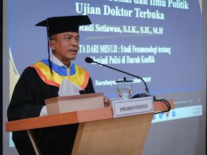 Disertasi Irjen Rudi Ungkap Pergulatan Batin Polisi di Daerah Konflik