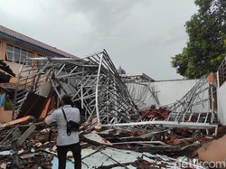 Usia Bangunan Disorot di Balik Ambruknya Ruang Kelas SMKN 1 Gunung Putri