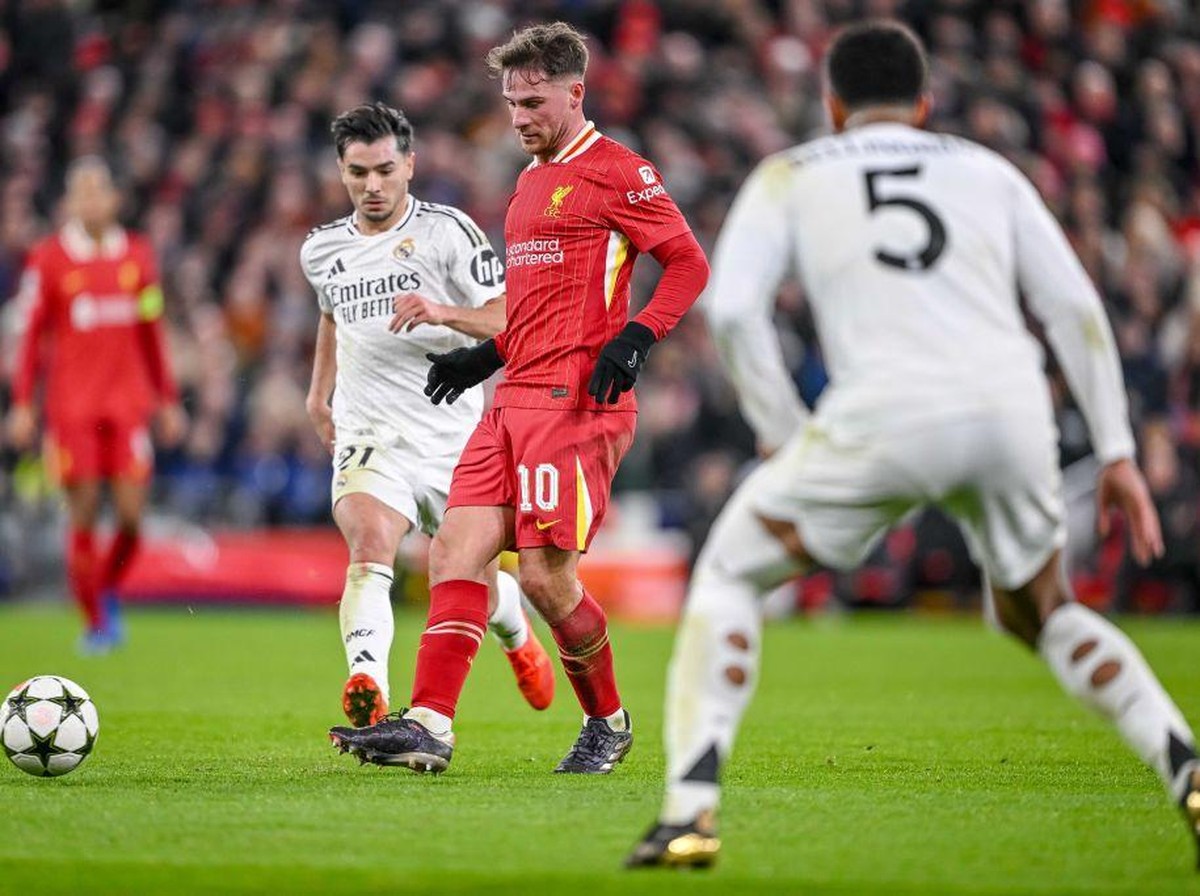 Head to head Liverpool vs Real Madrid. (Foto: DeFodi Images via Getty Images/DeFodi Images)