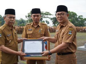 Kala Kinerja -Kualitas Pelayanan di Bandung Barat Diganjar Penghargaan