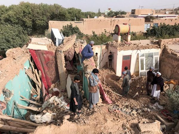 Ribuan Bangunan di Afghanistan Hancur Pascagempa Dahsyat