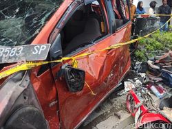 Petaka KA Bangunkarta Hantam Mobil-Motor Tewaskan 3 Pemotor di Sleman