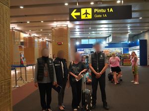 Jadi Sales Manager Kelab Malam di Bali, Perempuan Prancis Dideportasi!