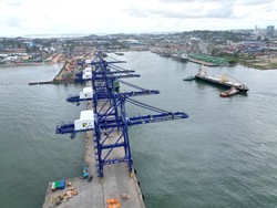 Kinerja Logistik Batam Melesat, Volume Peti Kemas-General Cargo Tumbuh 18%