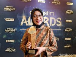 Desa Kemiren Antarkan Bupati Ipuk Raih Penghargaan detikJatim Awards