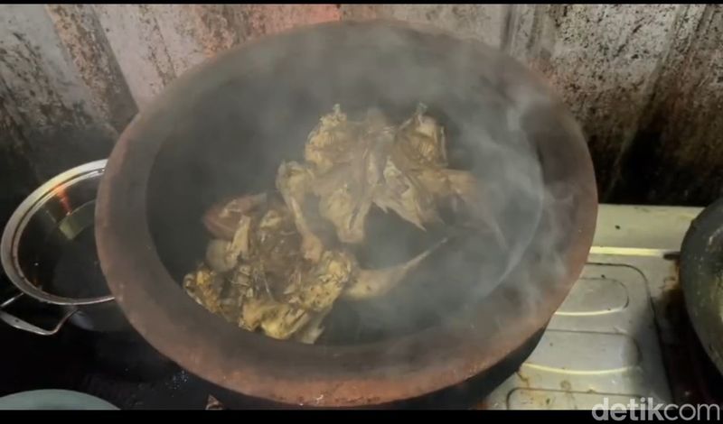 Entok ungkep di Lamongan yang bikin nagih