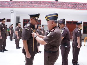 Kajati Sumut Harli Siregar Lantik Wakajati-15 Kajari, Ini Daftarnya