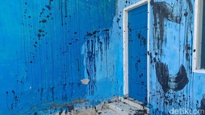 Kantor Kelurahan Diteror Kotoran Sapi, Ada Tulisan Minta Lurah Mundur