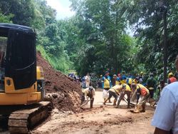 Longsor di Tanjungmedar, Jalur Sumedang-Subang Sempat Lumpuh