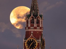 Video: Fenomena Supermoon Beaver Moon di Berbagai Negara