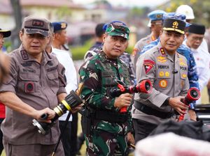 Polda Riau Kerahkan 31.000 Personel Antisipasi Banjir, Peralatan SAR Disiagakan