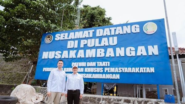 Raffi Ahmad dan Irfan Hakim Kunjungi Pulau Nusakambangan