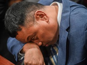 Bebas dari Sanksi, Uya Kuya dan Adies Kadir Aktif Lagi di DPR